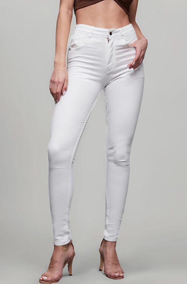 Mom Fit white