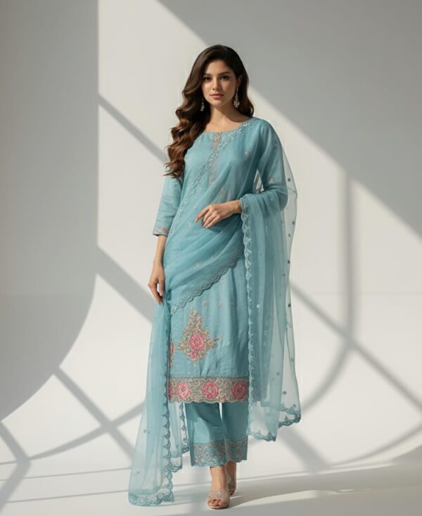 Salwar kameez set